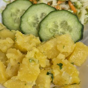 Картофи, зеле, краставици 150гр
